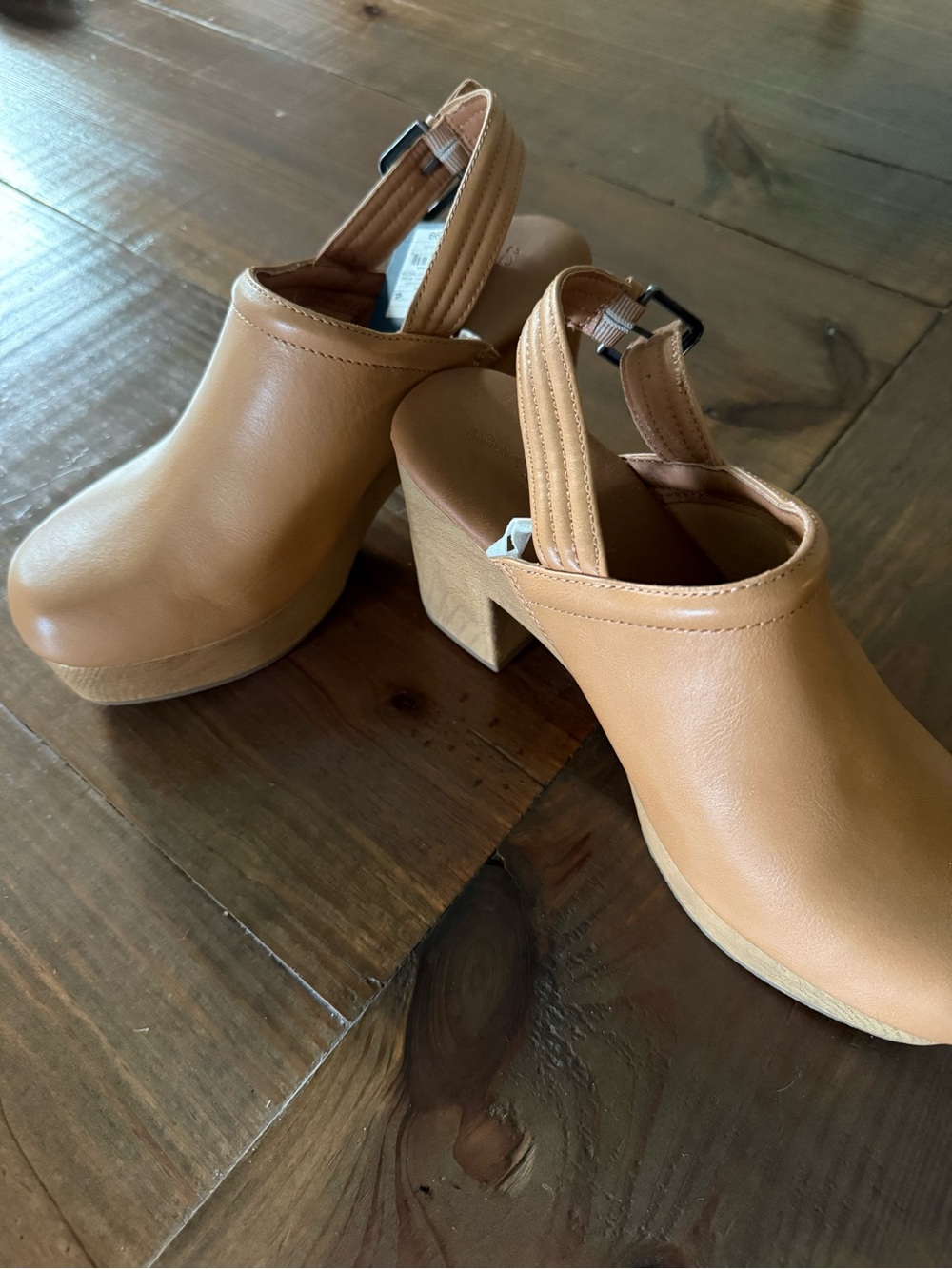 Universal Thread Tan Platform Slingback Clogs